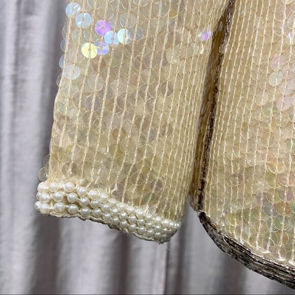 ⭐️ VINTAGE Sequin Pearl Trim Long Sleeve Top - Picture 5 of 10